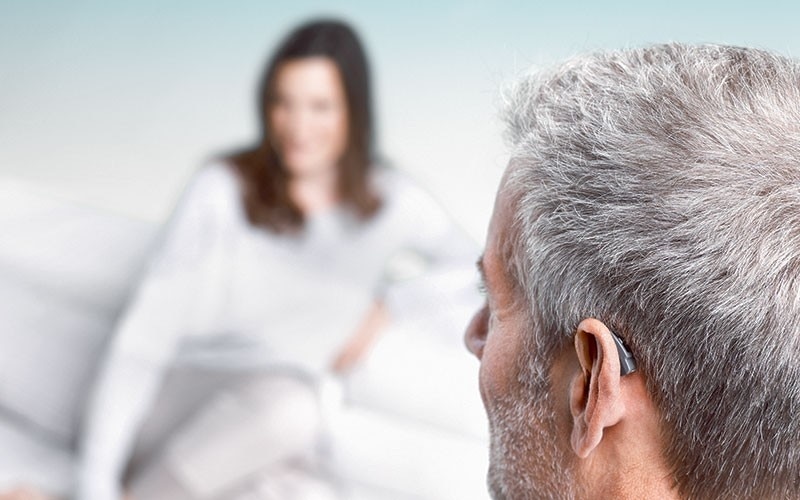 tinnitus man up close